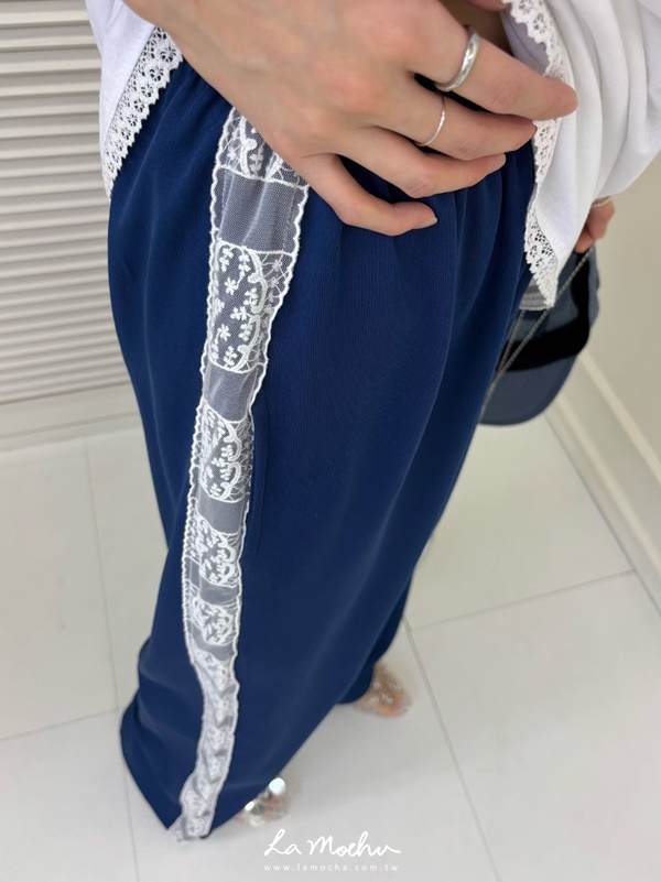 側邊蕾絲抽繩太空棉褲